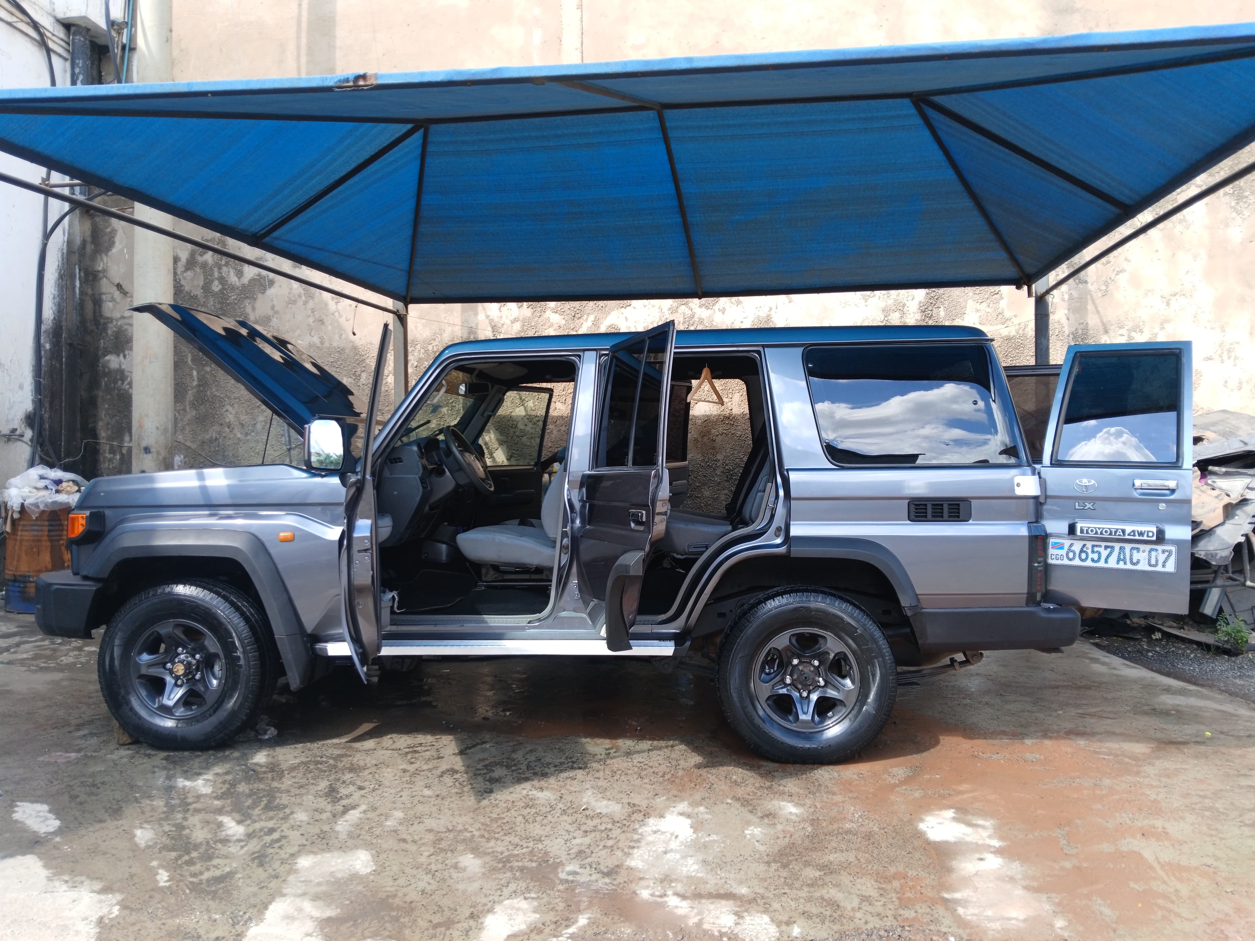 Deep Paint Correction Slide 5